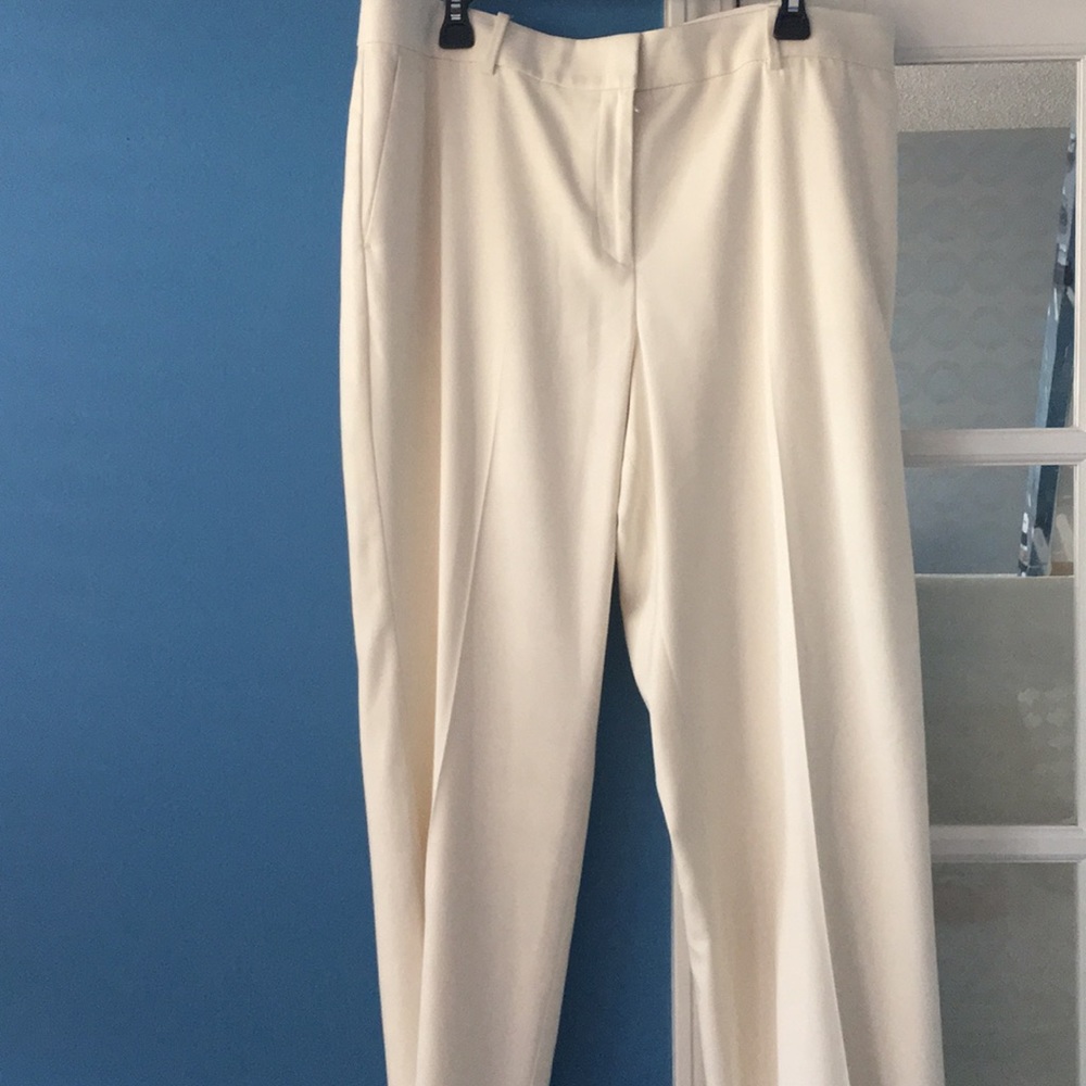 Ann Taylor white trousers